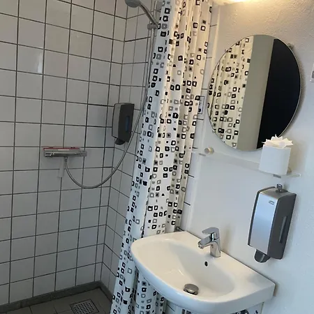 Отель Bjerremark Og Kursuscenter Тённер